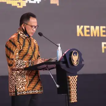 Virus Corona Menguat di Suhu Dingin, Tito Karnavian: Hindari Minum Es-Es-an