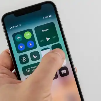 Layar HP Gerak Sendiri? Ini 4 Penyebab Ghost Touch yang Wajib Diwaspadai