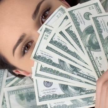 Takdir Moncer! Ini 3 Zodiak Paling Pintar Cari Cuan, Selalu Dapat Rezeki dari Berbagai Arah