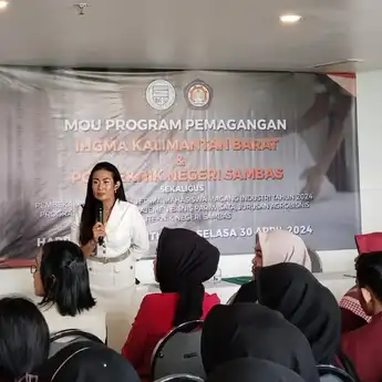 Sukseskan Program Magang, HARRIS Hotel Pontianak dan Politeknik Negeri Sambas Lakukan MoU