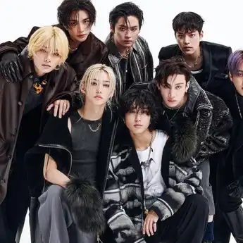 Lirik Lagu 'GIANT' – Stray Kids, Lengkap dengan Terjemahannya