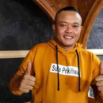 Lirik Lagu Langlayangan (Midua Cinta), Lagu Pop Sunda dari Sule