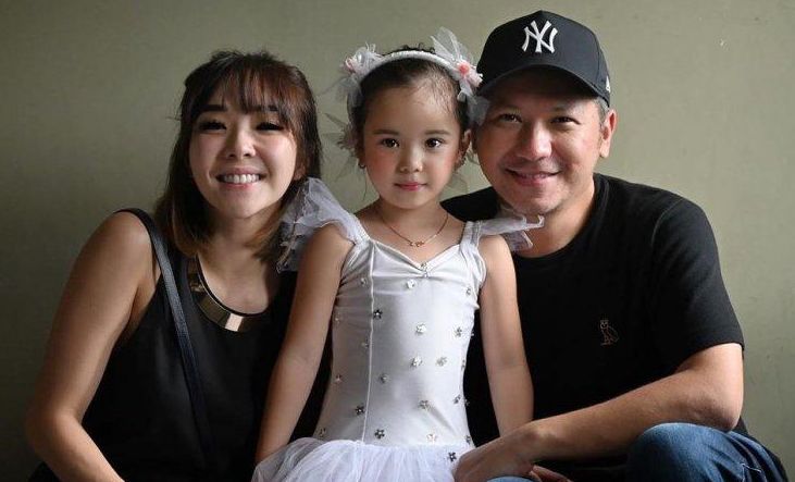 Gisella Anastasia dan Gading Marten bersama anak mereka Gempi