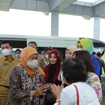 Jalin Kerja Sama Perdagangan, Gubernur Khofifah Bertolak ke Babel