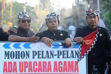 Pecalang, Petugas Desa Adat Menjaga Keamanan Bali 
