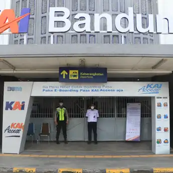 Berikut Syarat Naik KA Jarak Jauh dan Lokal Selama PPKM Level 4