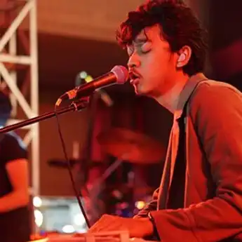 Makna Lagu Closure - Pamungkas, Menyerah dari Hubungan yang Melelahkan