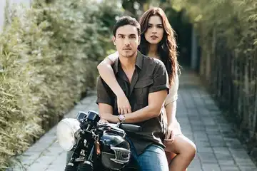 Raisa Andriana dan Hamish Daud.