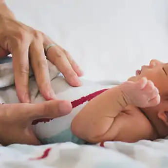50 Ide Nama Bayi Laki-laki Islami 2 Suku Kata, Lengkap dengan Artinya