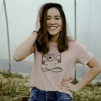 5 Shio Rendah Hati, Bisa Memandang Dirinya Orang Paling Buruk Sedunia!
