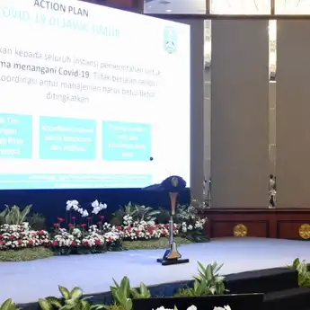 Kejar Deadline Jokowi, Khofifah Siapkan Action Plan Pengendalian Covid-19 di Jatim